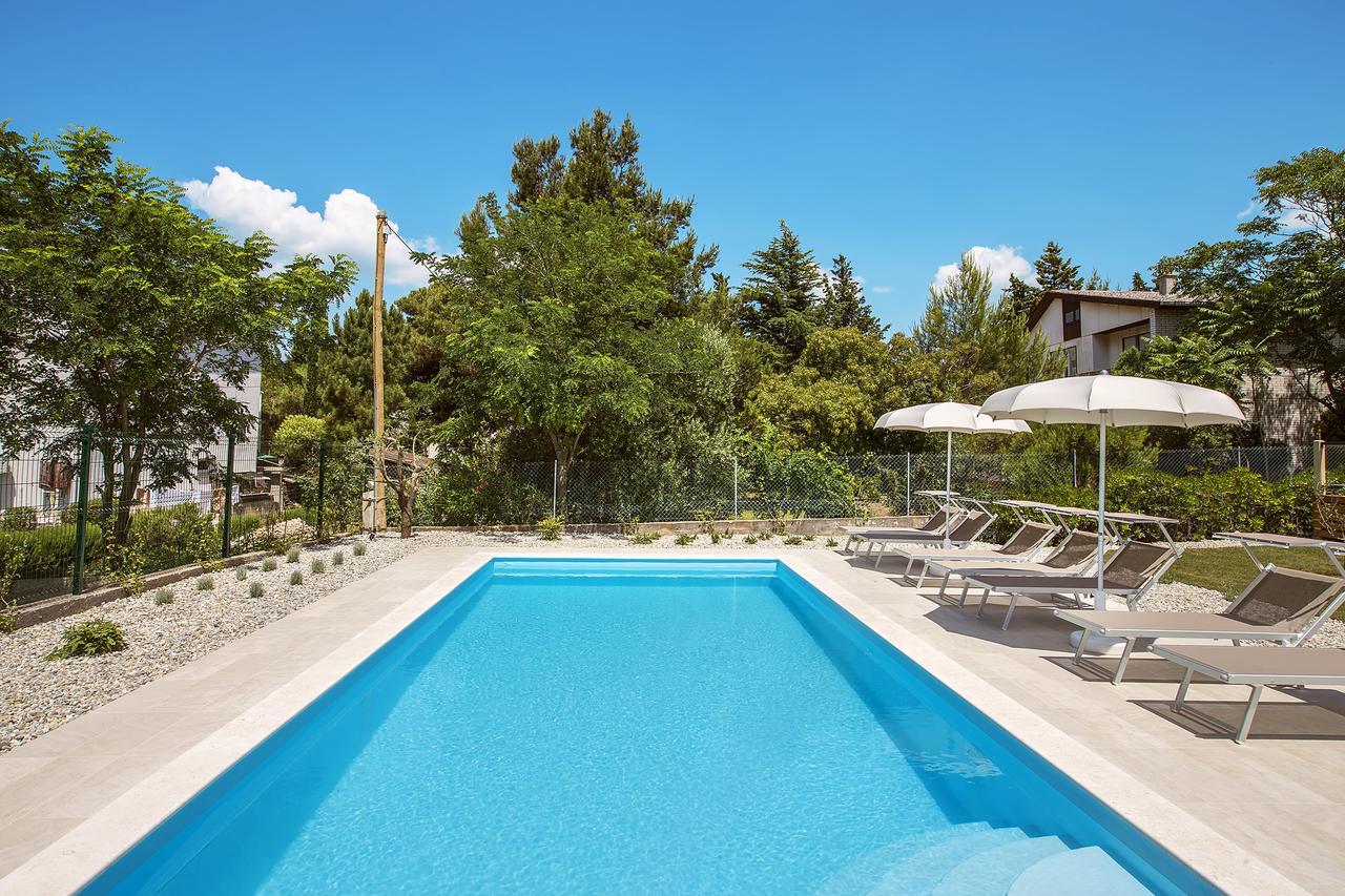 Mobile Homes Sanmar Punat Exterior foto